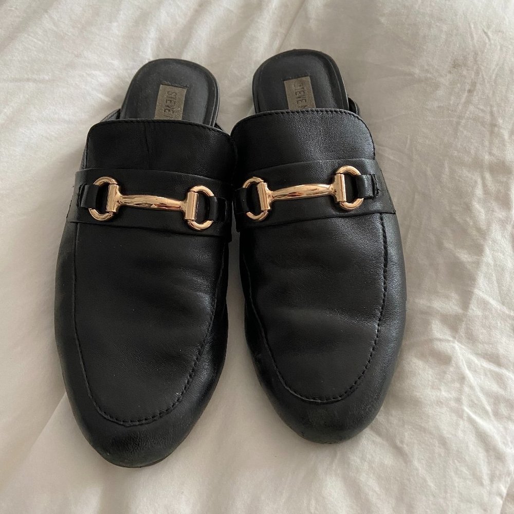 Kandi Black Leather Mules